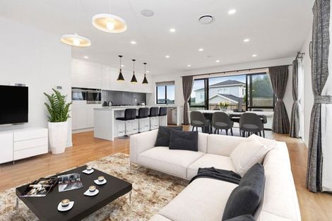 Photo of property in 28 Harvest Avenue, Orewa, 0931