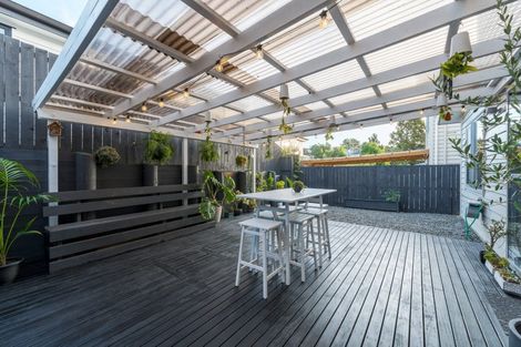 Photo of property in 41 Sunshine Boulevard, Sunnyvale, Auckland, 0612