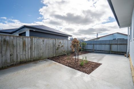 Photo of property in 22c Roberts Line, Kelvin Grove, Palmerston North, 4414