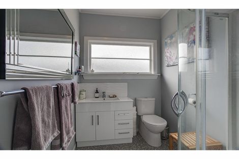 Photo of property in 11 Cameron Street, Seaview, Timaru, 7910