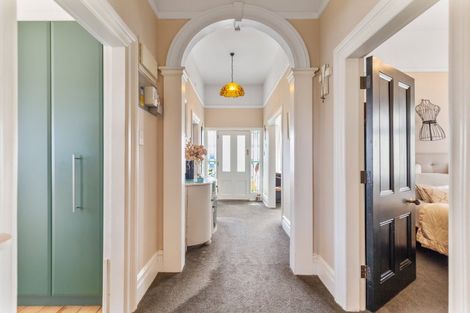 Photo of property in 39 Mako Mako Road, Levin, 5510