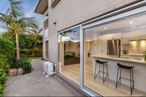 Photo of property in 8 Karauria Lane, Orewa, 0931