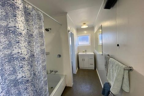 Photo of property in 3/23a Hamblyn Street, Strandon, New Plymouth, 4312