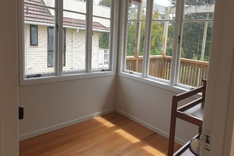 Photo of property in 10 Albert Pryor Avenue, Henderson, Auckland, 0612