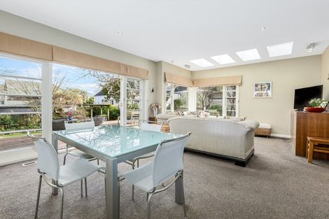 Photo of property in 33 Cheviot Road, Lowry Bay, Lower Hutt, 5013