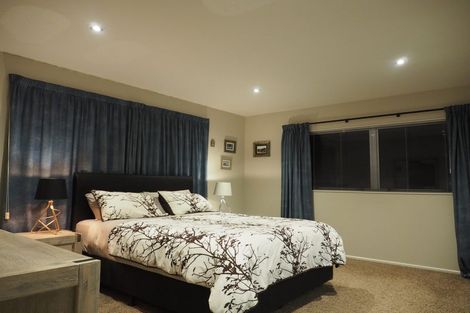 Photo of property in 8 Amner Place, Bluff Hill, Napier, 4110