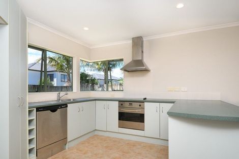Photo of property in 6 Northridge Terrace, Massey, Auckland, 0614