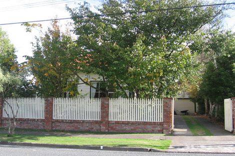 Photo of property in 495 Riverside Drive, Fairfield, Lower Hutt, 5011