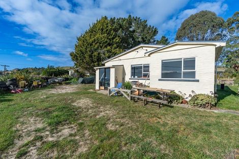 Photo of property in 68 Otakou Golf Course Road, Otakou, Dunedin, 9077