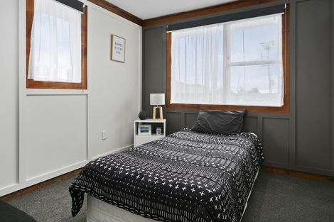 Photo of property in 4 Tamatea Road, Taupo, 3330