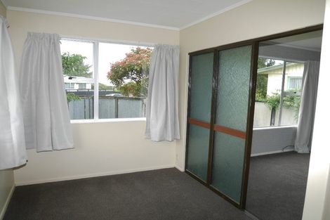 Photo of property in 43 Arawhata Road, Paraparaumu, 5032