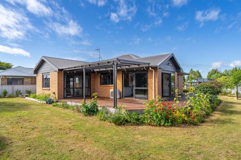 Photo of property in 10 Rexwood Estate, Carterton, 5713