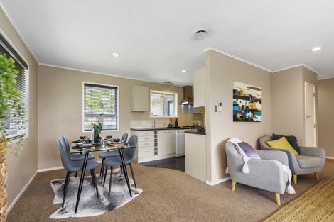 Photo of property in 1 Lancaster Street, Dinsdale, Hamilton, 3204