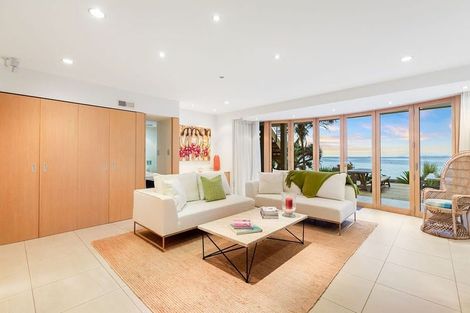 Photo of property in 28 Blomfield Spa, Takapuna, Auckland, 0622