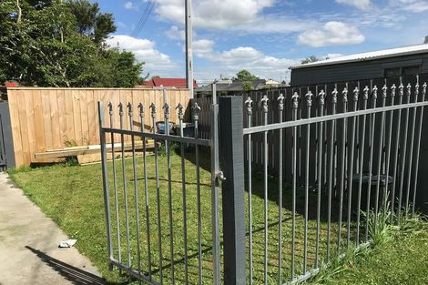 Photo of property in 1/14 Pratt Street, Papakura, 2110