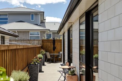 Photo of property in 68 Bert Wall Drive, Omokoroa, 3114