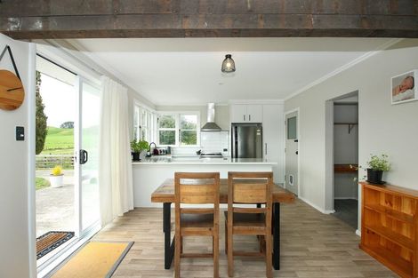 Photo of property in 32 Mccardle Road, Pahiatua, 4984