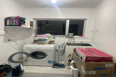 Photo of property in 142a Golf Road, Titirangi, Auckland, 0600