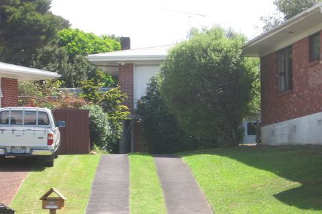 Photo of property in 25 Fowler Street, Northcote, Auckland, 0627