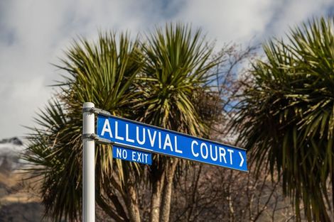 Photo of property in 6 Alluvial Court, Arthurs Point, Queenstown, 9371