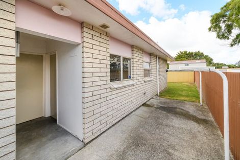 Photo of property in 15a Carthew Street, Feilding, 4702