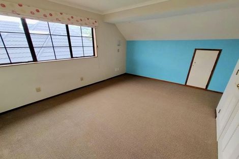 Photo of property in 100 Russell Street, Palmerston North, 4414
