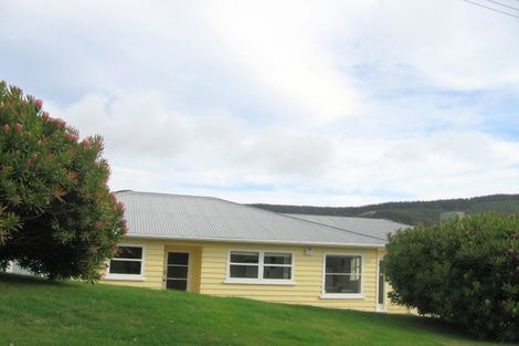 Photo of property in 31 Tawa Terrace, Tawa, Wellington, 5028