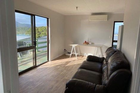 Photo of property in 7 Whangarei Heads Road, Whangarei Heads, 0174