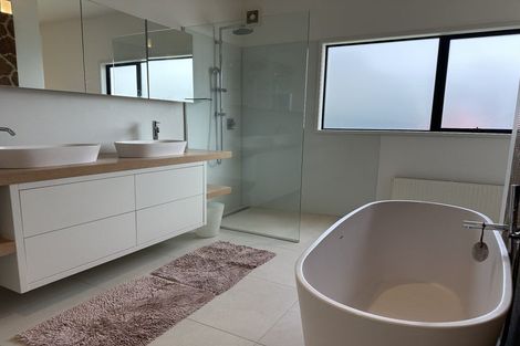 Photo of property in 204 Gowing Drive, Meadowbank, Auckland, 1072