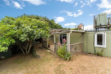 Photo of property in 37 Dixie Street, Te Horo Beach, Otaki, 5581