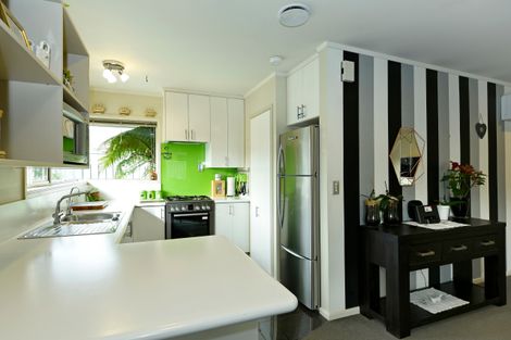 Photo of property in 28 Coleridge Place, Stoke, Nelson, 7011