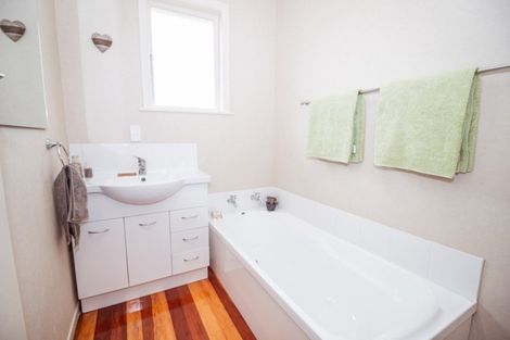 Photo of property in 22 Broadhead Avenue, Tawhero, Whanganui, 4501