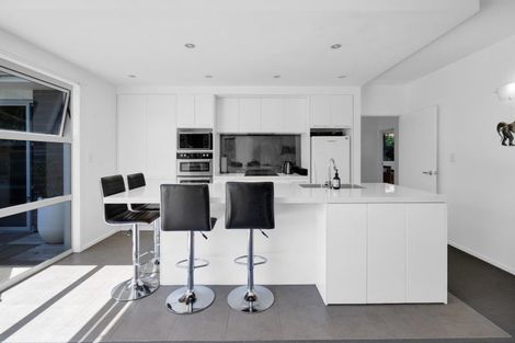 Photo of property in 77 Brooklands Road, Brooklands, New Plymouth, 4310