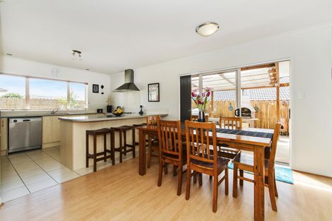 Photo of property in 26 Ploughmans Avenue, Pukekohe, 2120