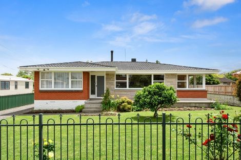 Photo of property in 59 Braid Road, St Andrews, Hamilton, 3200