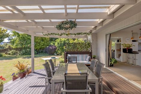 Photo of property in 2 Kahukura Road, Hei Hei, Christchurch, 8042