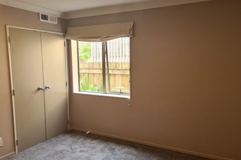 Photo of property in 24 Erlestoke Crescent, Churton Park, Wellington, 6037