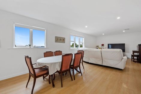 Photo of property in 31 Karaka Street, Helensville, 0800