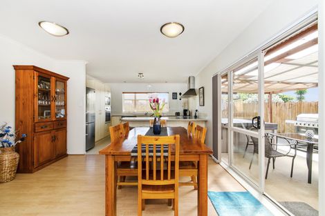 Photo of property in 26 Ploughmans Avenue, Pukekohe, 2120