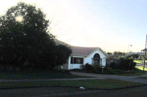 Photo of property in 16 West Ridge Drive, Western Heights, Hamilton, 3200