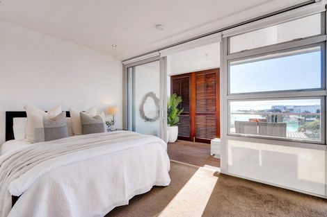 Photo of property in 404b/14 West Quay, Ahuriri, Napier, 4110