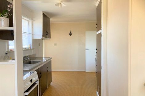 Photo of property in 75 Mould Street, Waitara, 4320