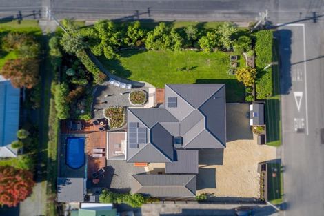 Photo of property in 9 Wood Street, Greytown, 5712