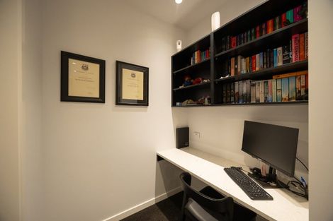 Photo of property in 11 Awanui Avenue, Hokowhitu, Palmerston North, 4410