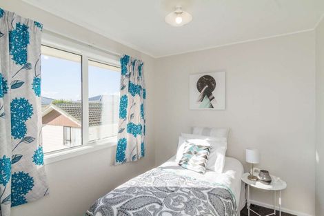 Photo of property in 40a Leighton Avenue, Waiwhetu, Lower Hutt, 5010