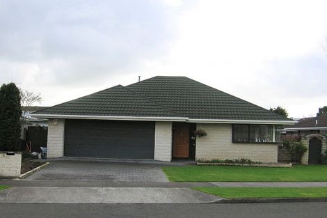 Photo of property in 5 Churchill Avenue, Hokowhitu, Palmerston North, 4410