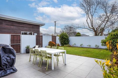 Photo of property in 8 Koromiko Street, Saint Martins, Christchurch, 8022