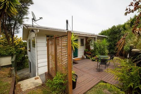 Photo of property in 2/104 Tosswill Road, Tahunanui, Nelson, 7011