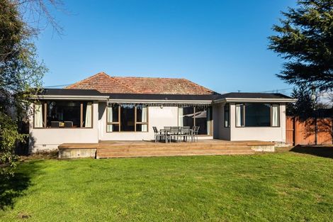 Photo of property in 15 Lees Road, Strowan, Christchurch, 8052