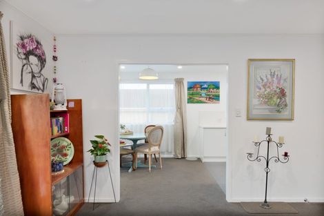 Photo of property in 12 Helena Street, Massey, Auckland, 0614